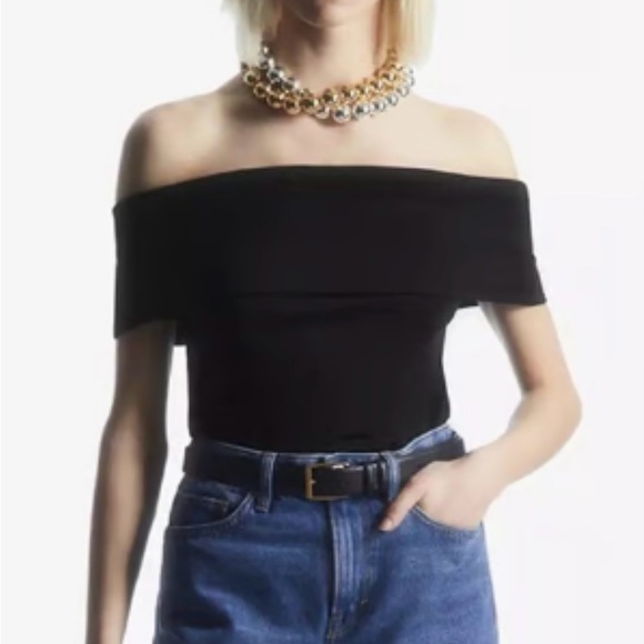 COS Off Shoulder Jersey Top - Picture 4 of 4